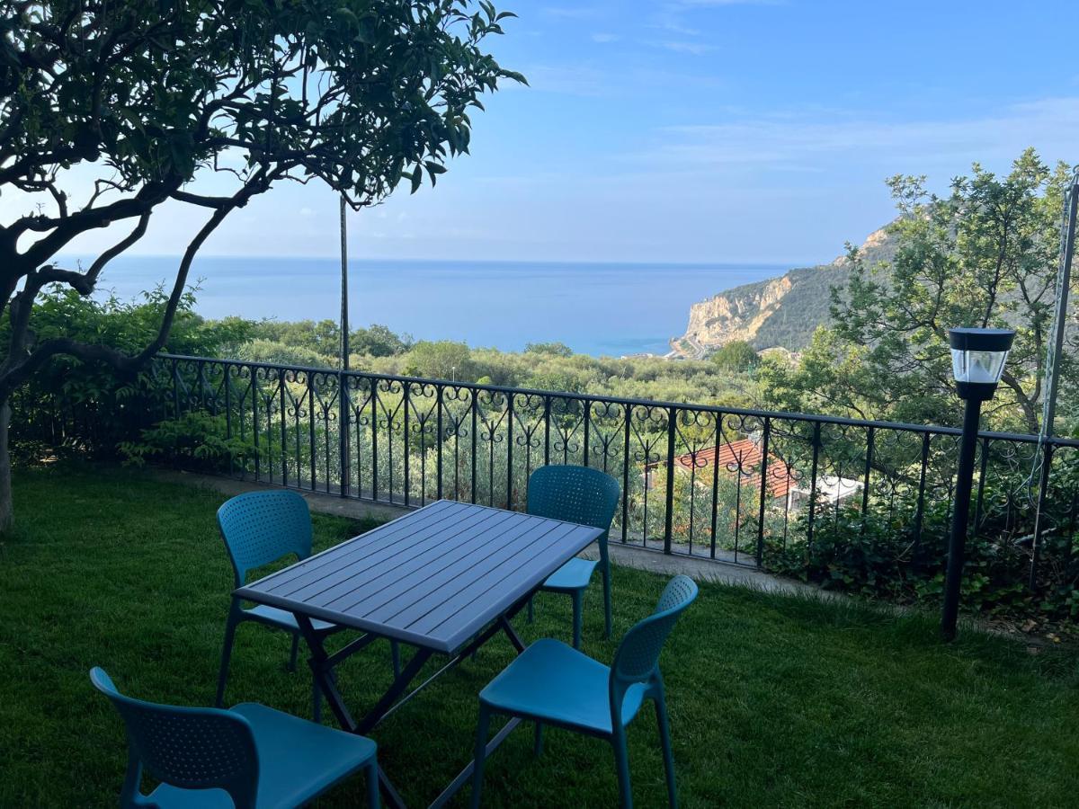 Bikeandclimb B&B Finale Ligure Eksteriør billede